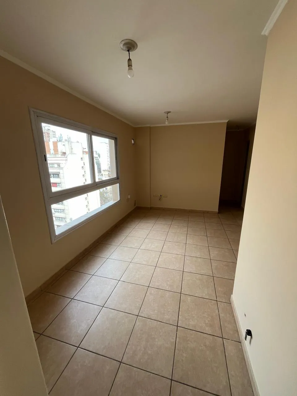 NUEVA CORDOBA ALQUILO- 1 DORM. LIV COM. COCINA, BÑO, TERRAZAC/ASADOR , SEGURIDAD