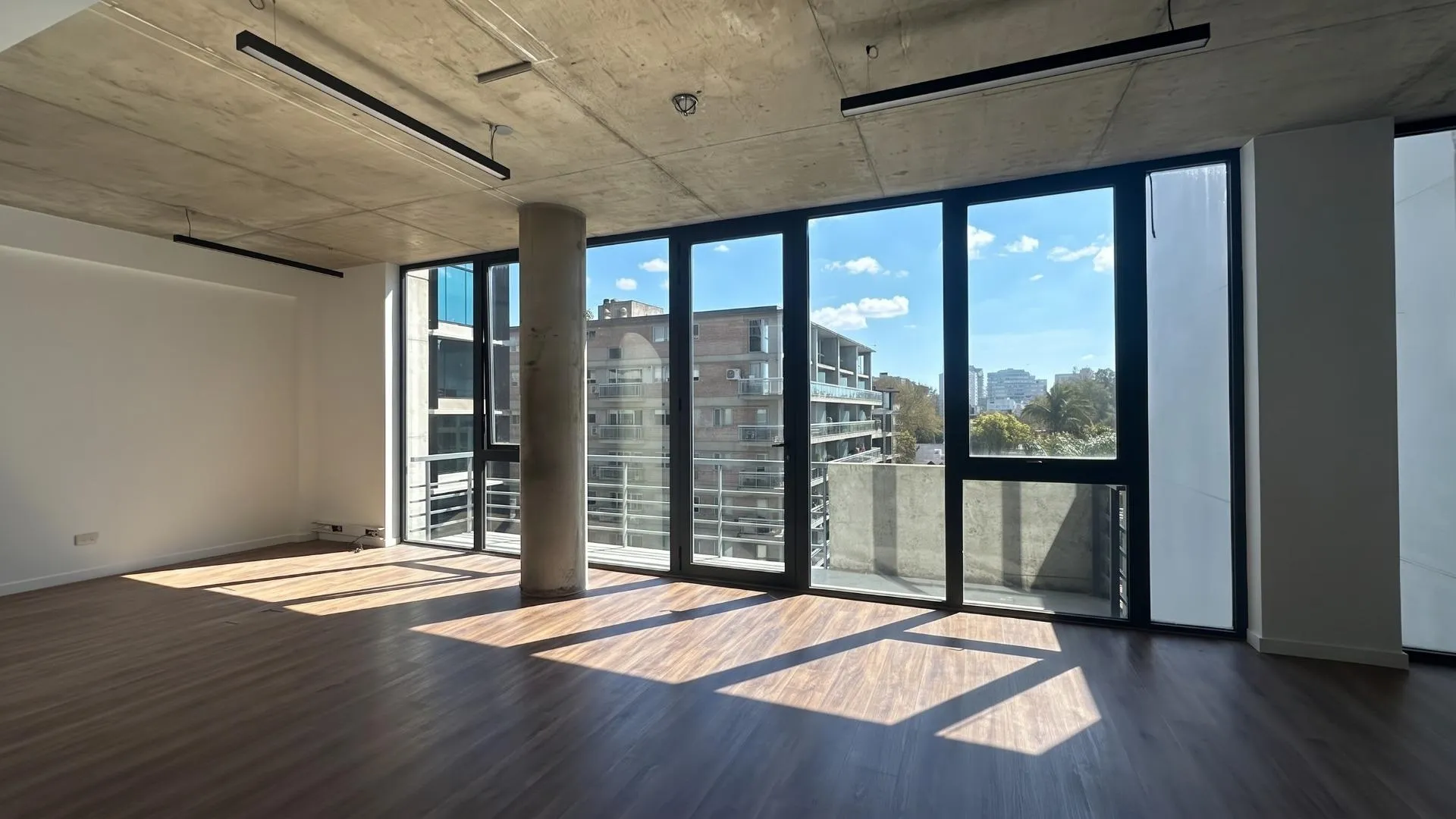 Oficina en venta en Vicente Lopez excelente ubicación