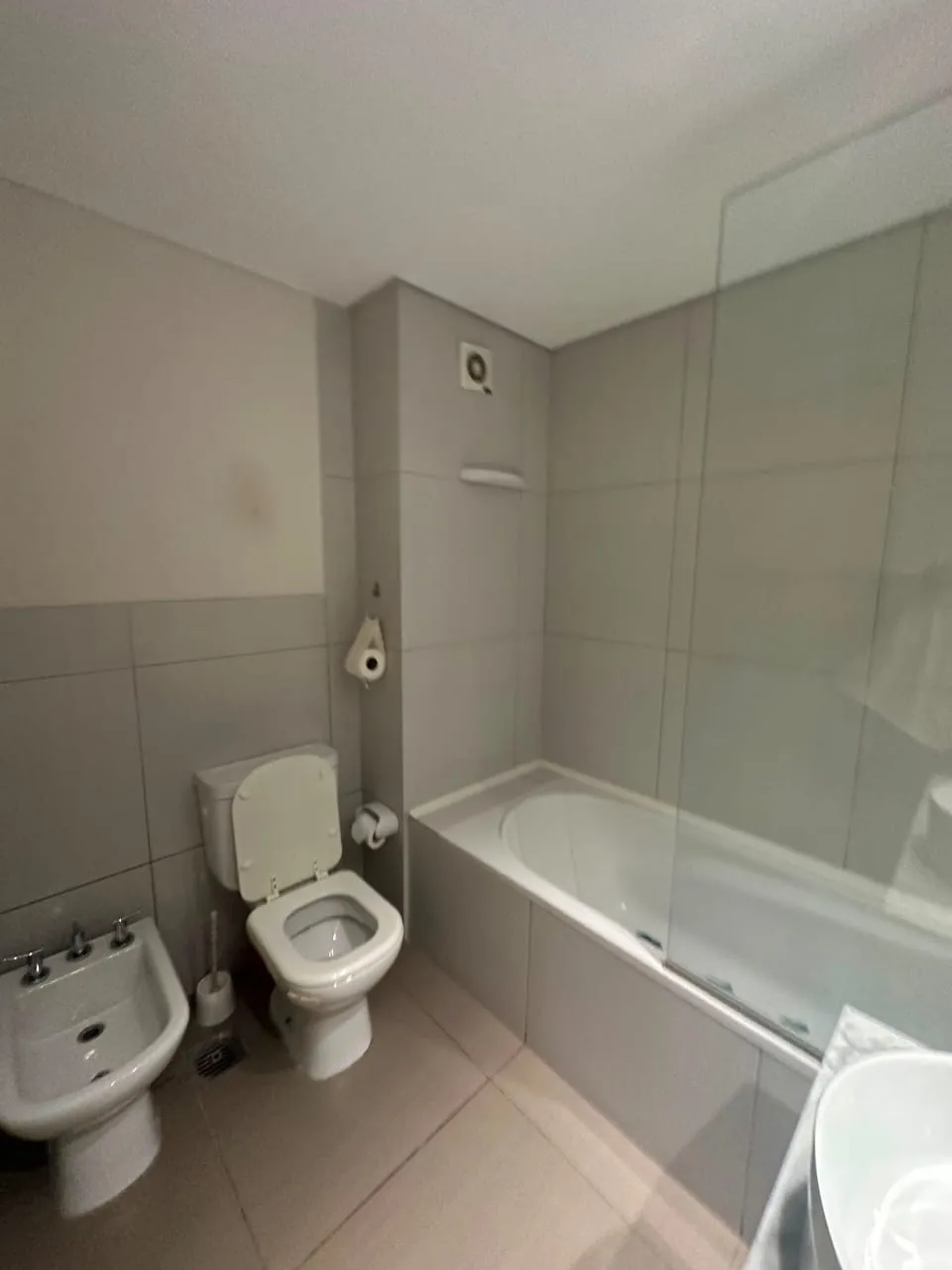 HERMOSO DPTO 3 DORM 3 BAÑOS, BARRIO CERRADO CON SEGURIDAD 24HS, COCHERA, SUM, PILETA!!