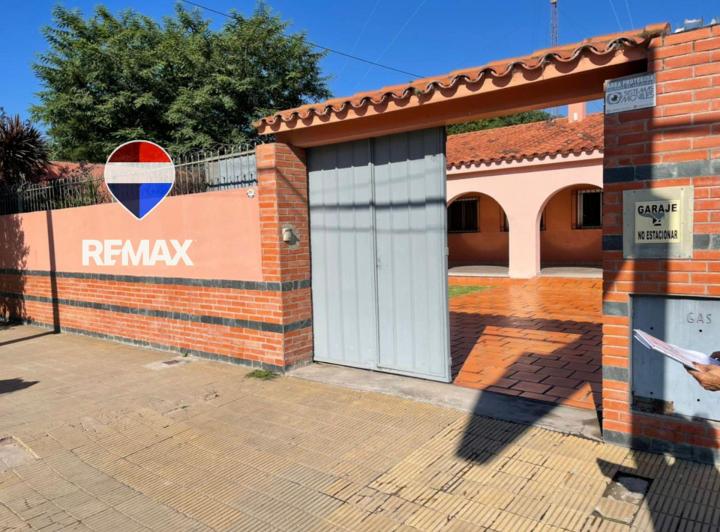 Casa · 555m² · 10 Ambientes · 1 Cochera