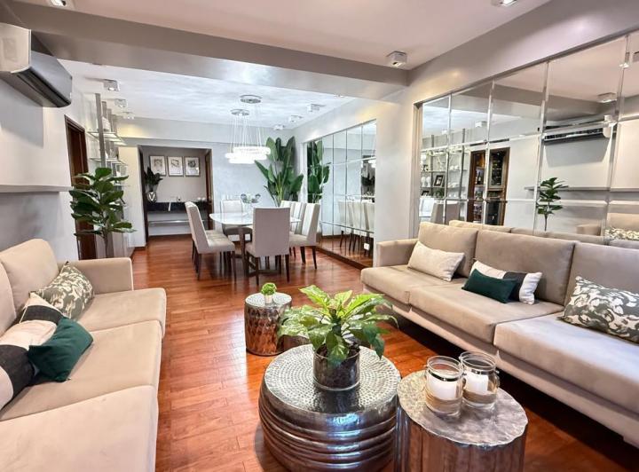 Departamento · 121m² · 5 Ambientes · 1 Cochera