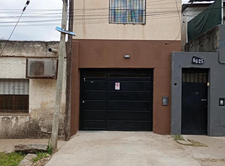 Casa · 69m² · 4 Ambientes · 1 Cochera