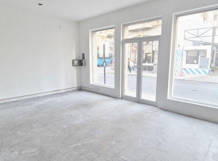 Local comercial · 247m²