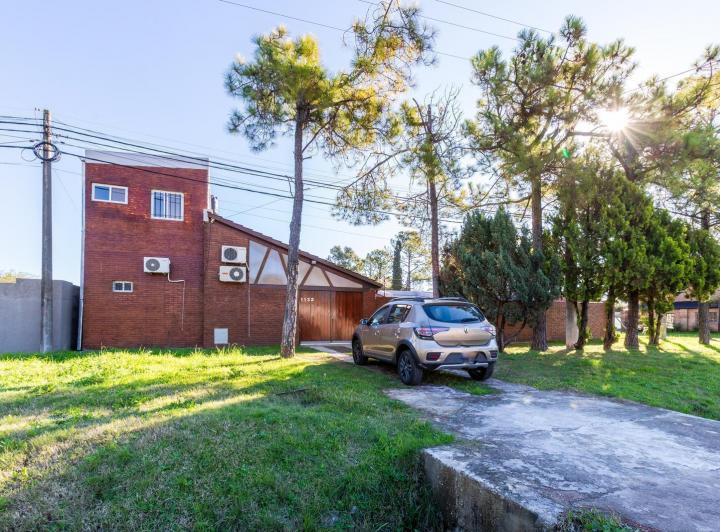 Casa · 140m² · 3 Ambientes · 2 Cocheras