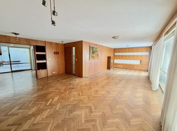 Departamento · 190m² · 7 Ambientes