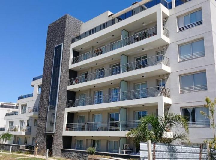Departamento · 64m² · 4 Ambientes · 1 Cochera