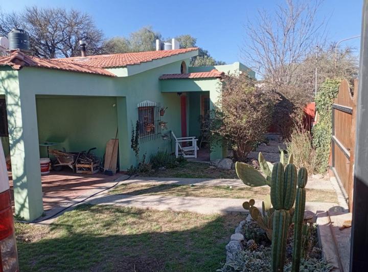 Casa · 90m² · 4 Ambientes · 1 Cochera