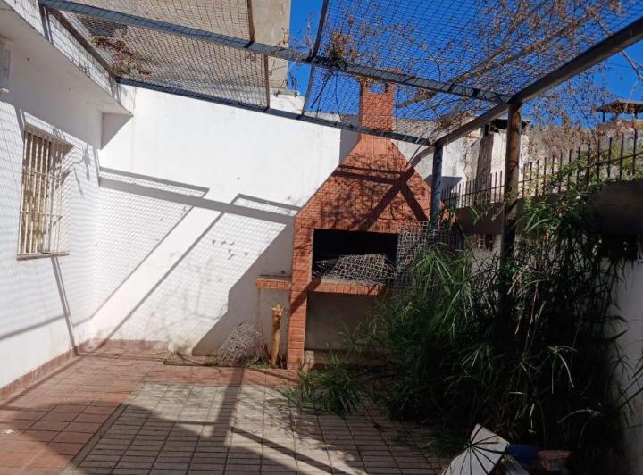 Casa · 46m² · 4 Ambientes · 1 Cochera