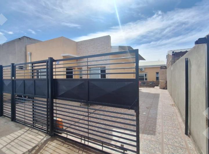 Casa · 135m² · 4 Ambientes · 1 Cochera