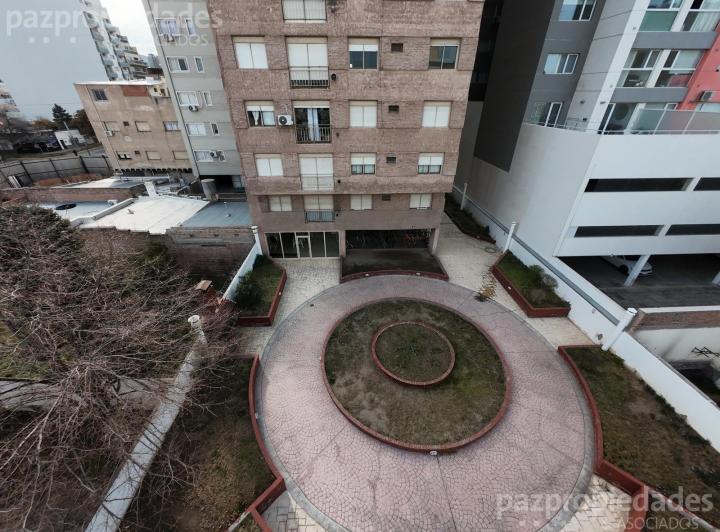 Departamento · 40m² · 2 Ambientes · 1 Cochera