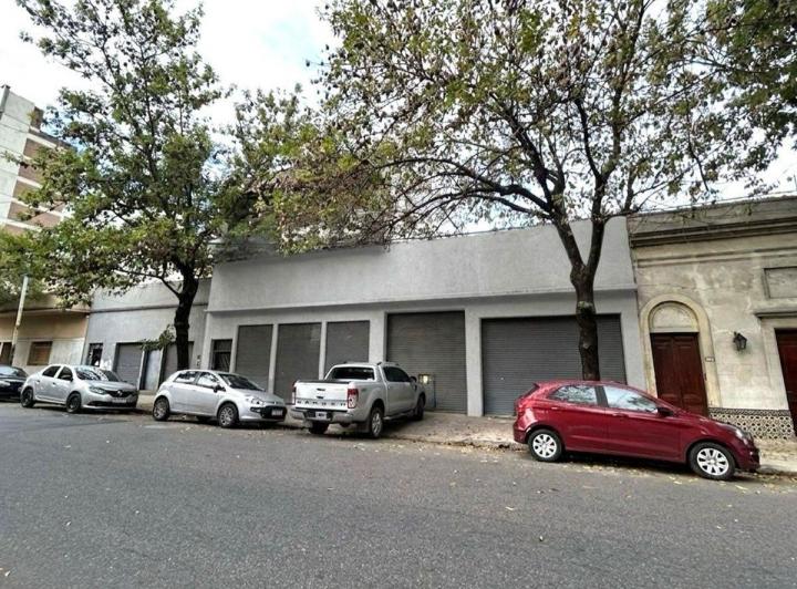 Terreno · 695m²