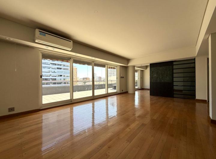 Departamento · 153m² · 5 Ambientes · 1 Cochera