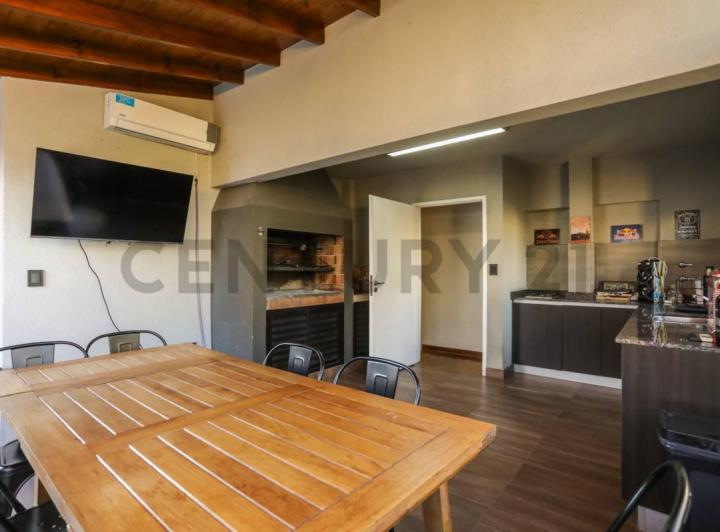 Departamento · 165m² · 4 Ambientes · 2 Cocheras