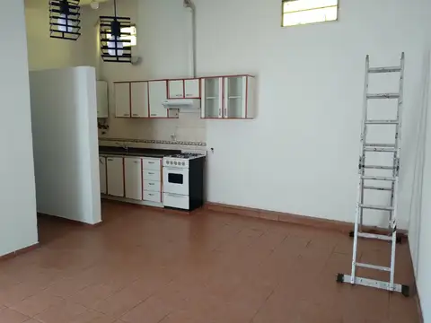 Departamento 1 dormitorio a 4 cuadras de plaza pringles
