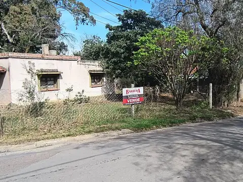 Lote en los almendros 1304 casi av. dos venados