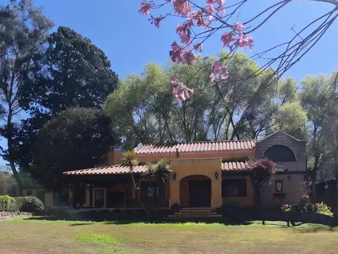 Apta credito casa en venta vaqueros