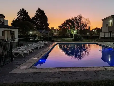 Venta dpto 3 ambientes, complejo marina cero