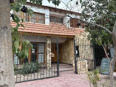 Casa a la venta de 2 plantas en gutierrez - maipu