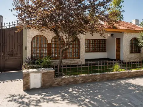 Openhouse vende exclusiva casa en la 6ta sección