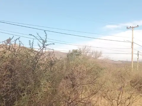 Venta terreno en esquina 600m los cocos, punilla