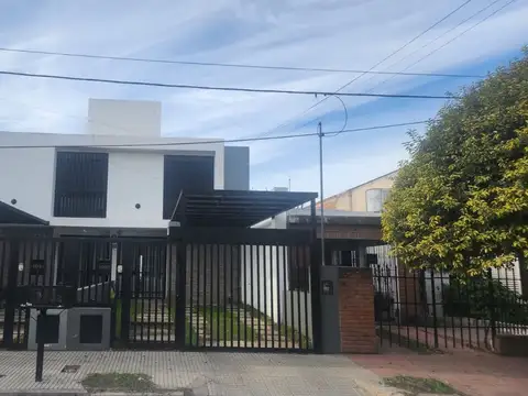 Venta dúplex 3 dormitorios - parque atlantica