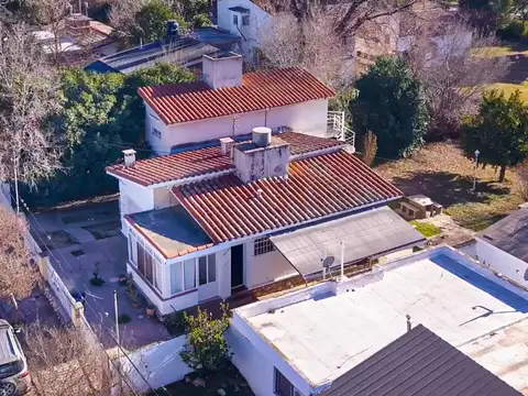 Venta casa carlos paz 3 dorm patio apta credito