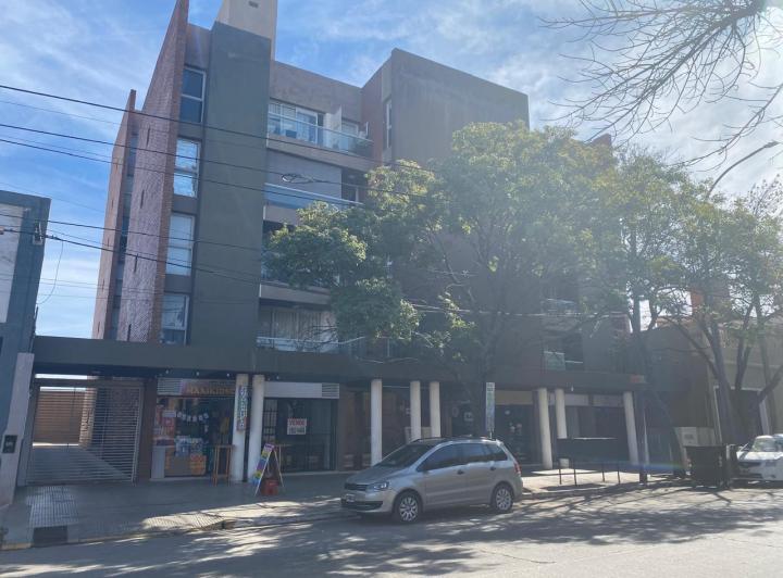 Departamento · 65m² · 3 Ambientes · 1 Cochera