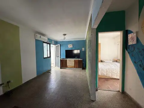 Venta departamento 2 dormis y balcon barrio chino
