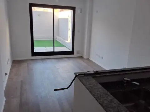 Departamento en venta 1 dormitorio /patio -centro