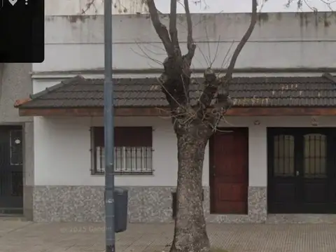 Venta - casa 3 amb. en pompeya