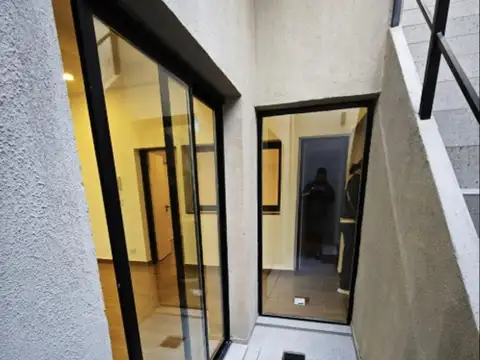 Venta. ph 2 ambientes. terraza. ramon falcon 3100. flores.