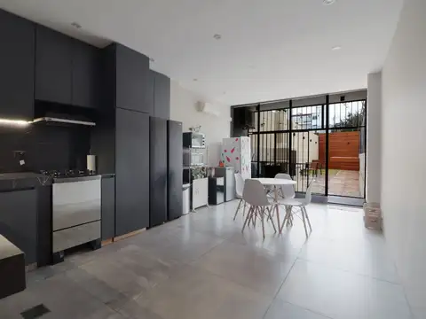 Venta ph 4 amb pileta+cochera+jardin+playroom
