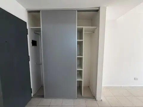 Departamento 2 ambientes en alquiler en balvanera con balcó