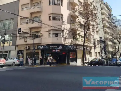 Alquiler hermoso depto amplio de 3 ambientes en recoleta!
