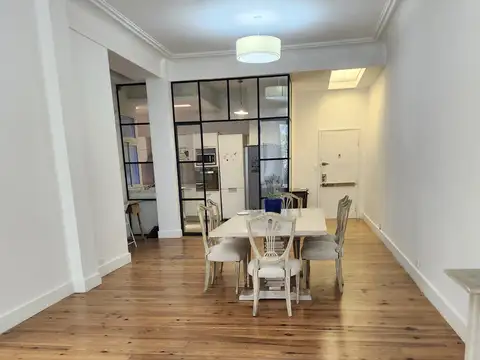 Moderno, divertido y señorial depto en plena recoleta. muy alegre y acogedor. cerca de todo. 2 dormitorios en suite