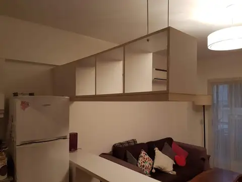 2 amb apto prof/vivienda al frente con bcon a mts de cabildo