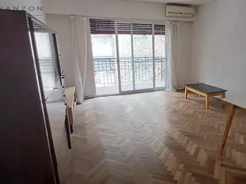 Larrea al 800 departamento 3 ambientes con dependencia y balcón corrido en recoleta