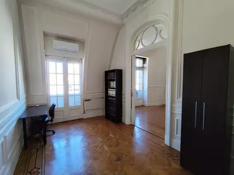 Departamento en san nicolás - edificio patrimonio historico - 130m2 - lavalle 1700