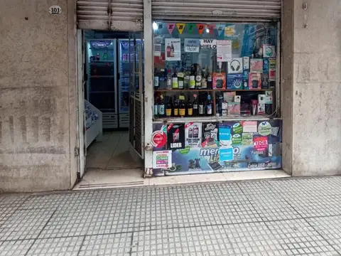 Local comercial, en balvanera