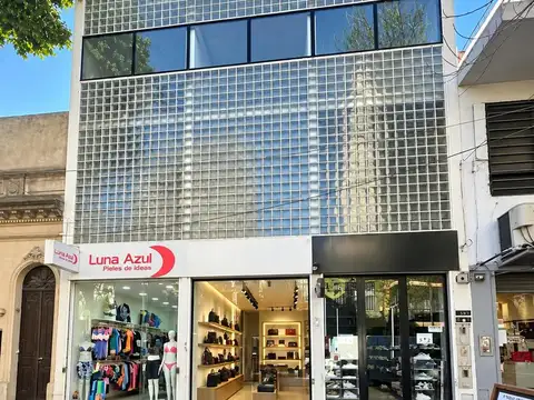 Venta excelente local zona flores centro
