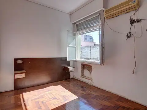 Venta departamento 2 ambientes  flores luminoso