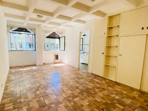 Monoambiente de 33 m², al frente x velasco, muy luminoso, cocina independiente