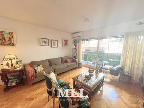 Montevideo y av. quintana. semipiso. sup 102,33 m2. impecable!.