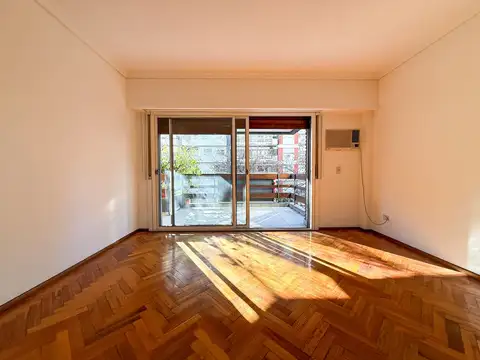 Venta 4 amb con dependencia caballito