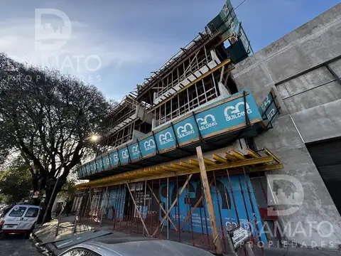 3 ambientes 81 m² 5° piso en pozo villa urquiza · glow 7 plus · entrega 2028