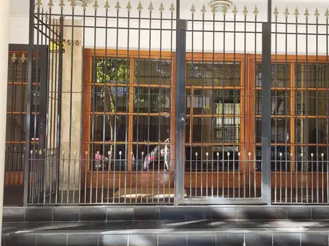 Departamento de excelentísima calidad 4 ambientes en flores