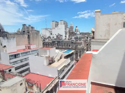 Oficina a la venta, 2 cocheras, microcentro.