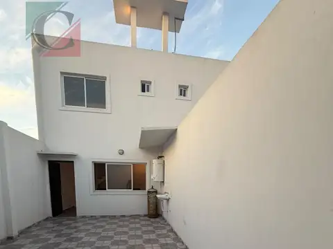 Alquiler ph 2 ambientes con patio lanus oeste