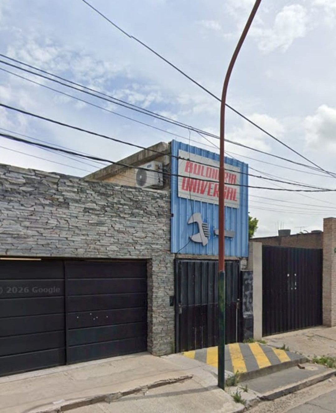Se Alquila local comercial