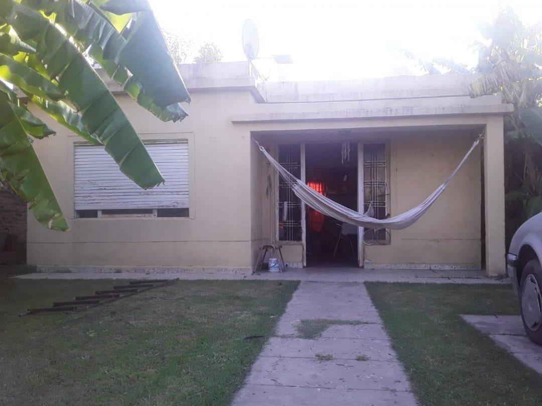 Casa 3 amb. en Venta barrio Baires a Refaccionar